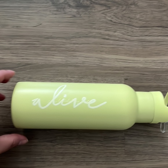 Whitney Simmons water bottle - Picture 2 of 3